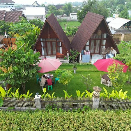 D' Carasti Bungalow Masbagik Exterior photo